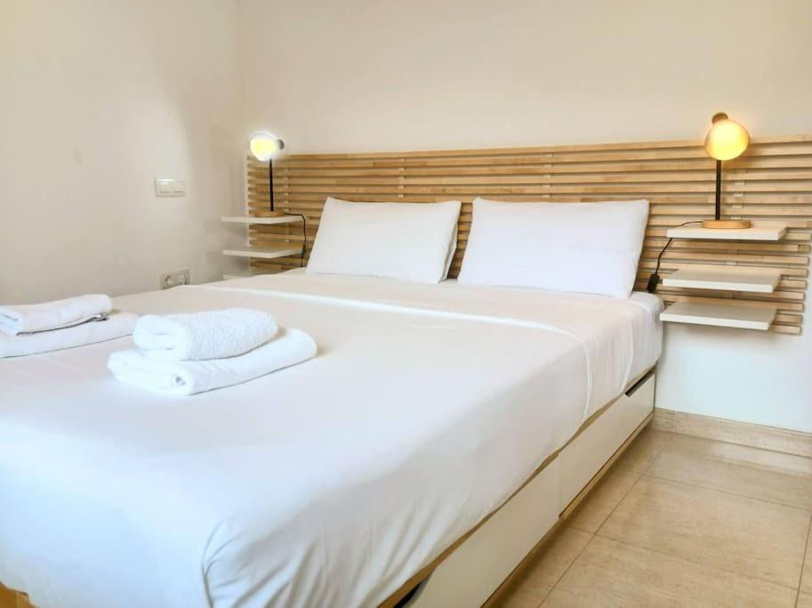 Ideal Getaway At Playa Carvajal, With Pool Apartment Benalmadena