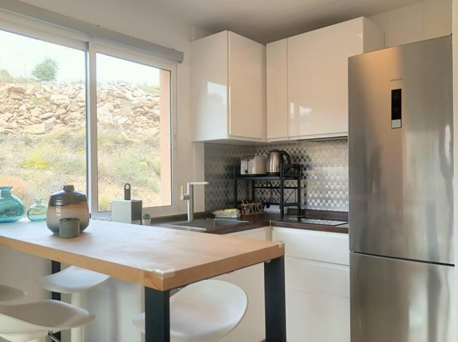 Appartement Ideal Getaway At Playa Carvajal, With Pool